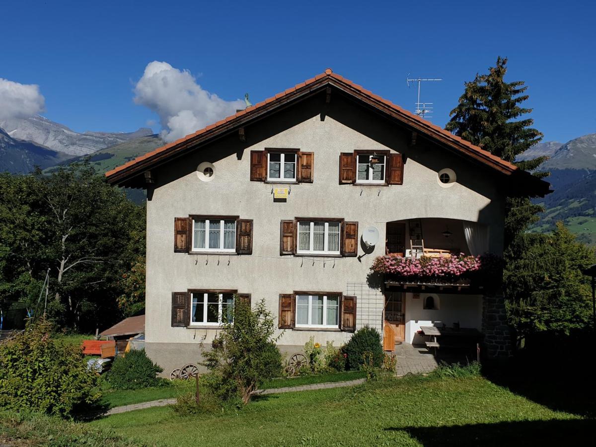 Ferienwohnung Antonia Surcuolm 外观 照片